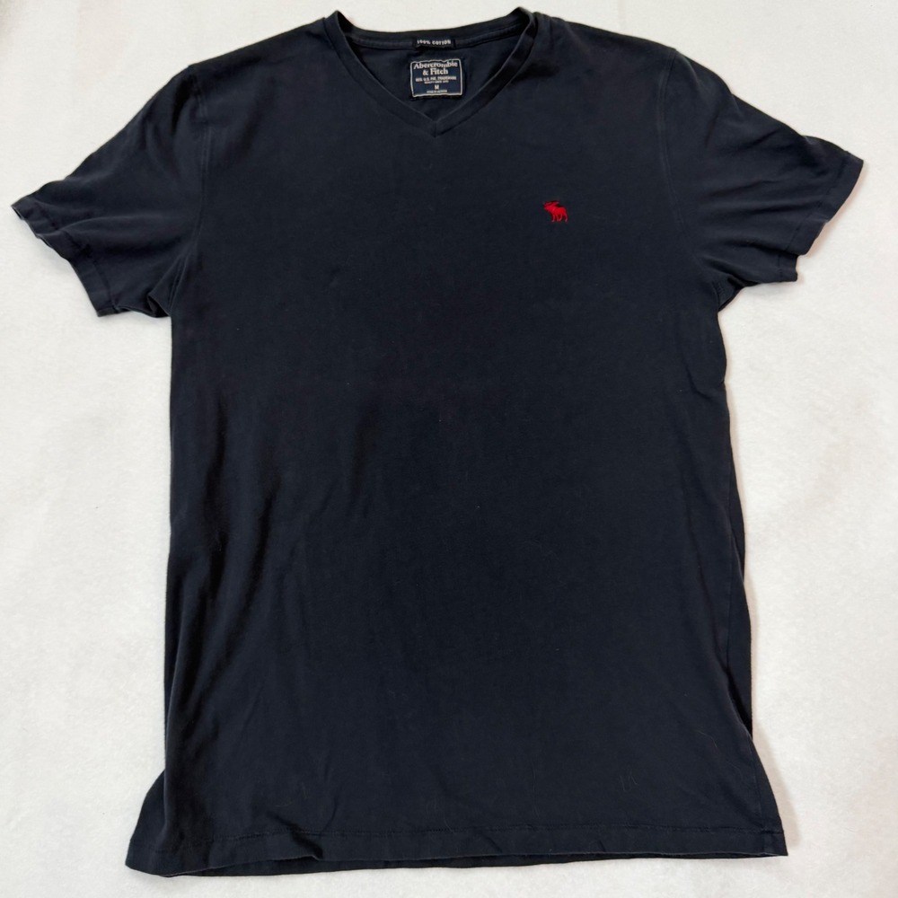 Abercrombie & Fitch Men's V Neck‎ T Shirt Medium Black Red Moose Logo Cotton Y2K